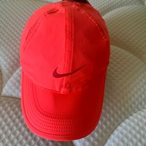 Nike DRI-FIT Women's Hat